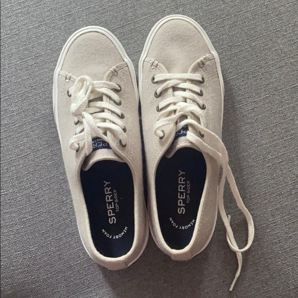 NWOT Sperrys